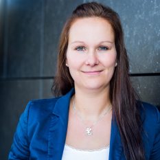 Sandra Sandra Franetzki Assistentin der Geschäftsführung Berlin Fliesendesign